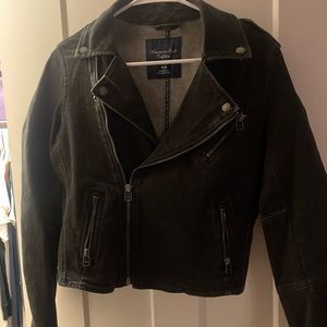 Black jean jacket